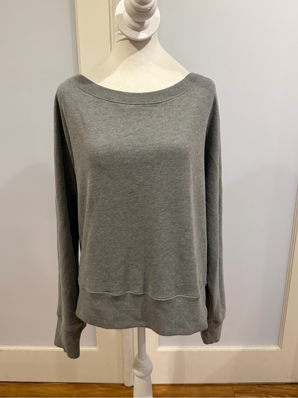 Hollister Women's Gray Boatneck Sweatshirt